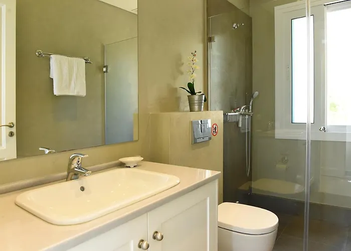 Gournes Villa Porto Cheli